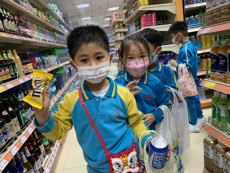 K3 supermarket shopping 9