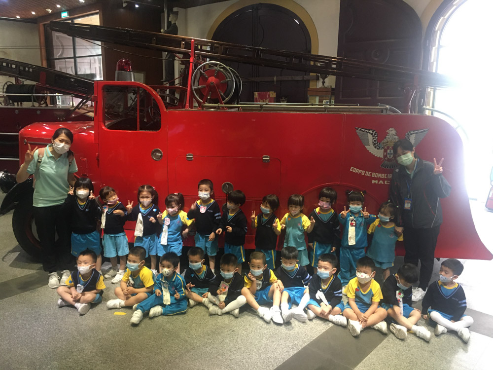 22 23 KG visit The Fire Services Museum 14