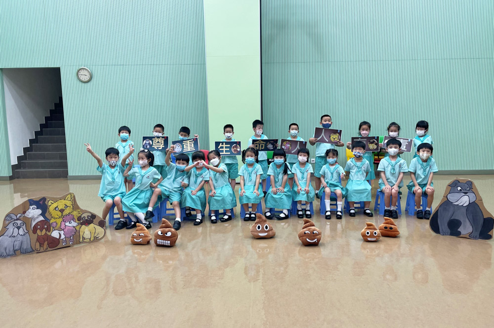 K3 Visits Civic Education Resource Center 14